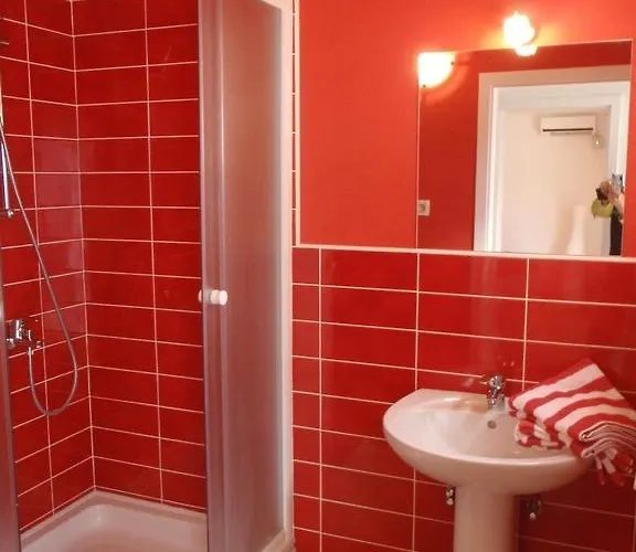 Morska Sirena 오레비츠